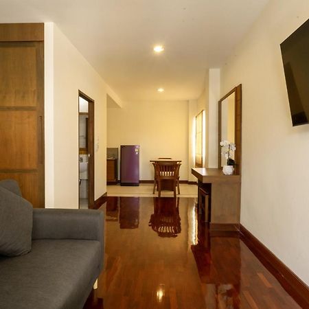 Baan Chuan Chom Pattaya Hotel Bagian luar foto